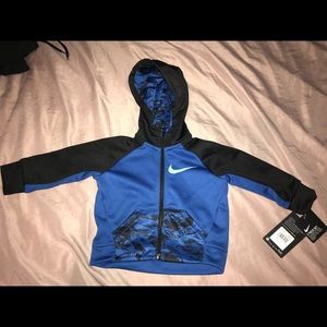 Nike dri-fit track suit 12months brand new!